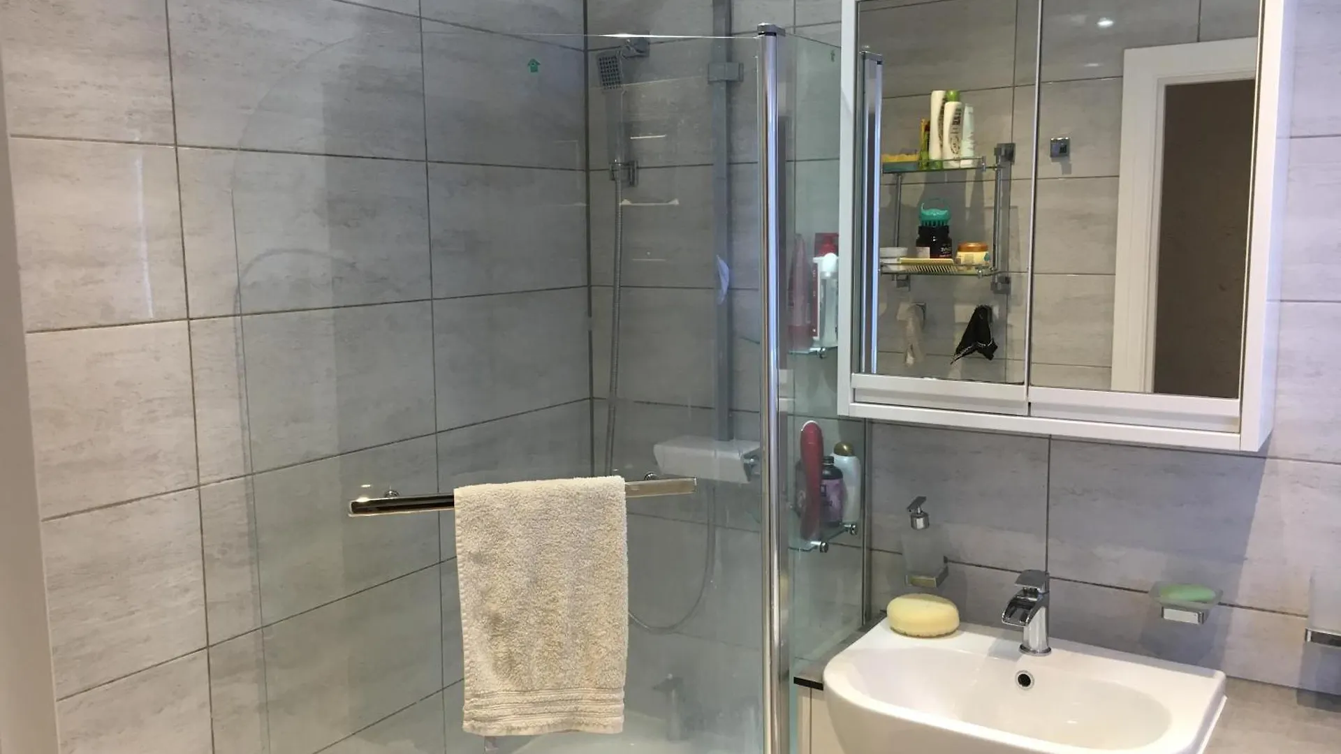 Newham Residence London Guest house